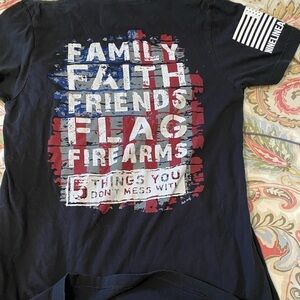 Nine Line Apparel Family Faith Friends Flag Firearms Patriotic T-Shirt Small Med